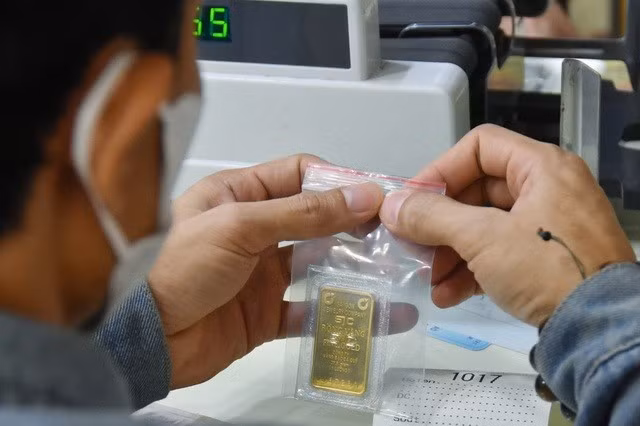 Giá vàng hôm nay của thế giới nóng lên