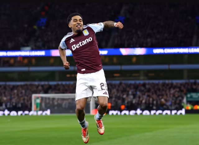 Ian Maatsen góp công trong bàn thứ nhì