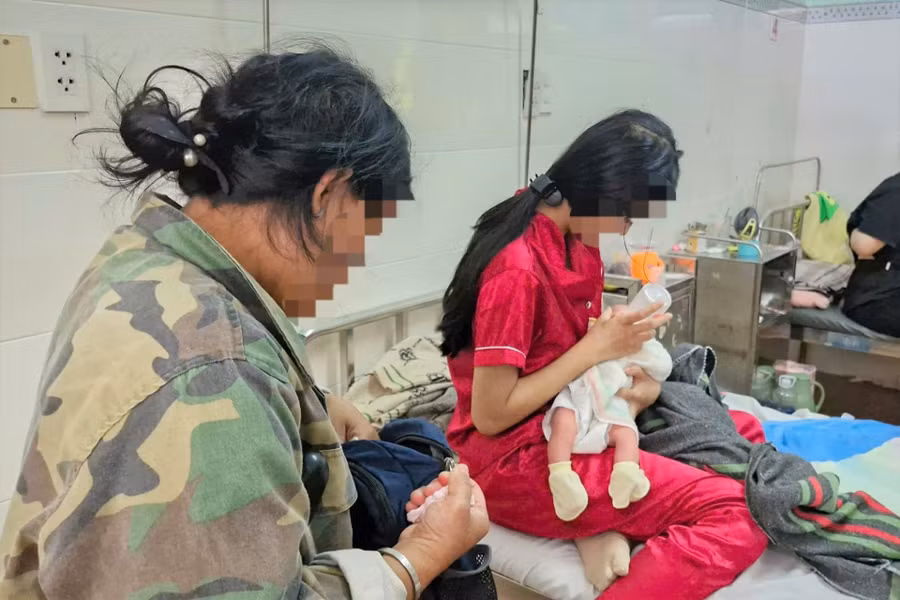 Cháu P.T.N vừa sinh con tại Bệnh viện II Lâm Đồng