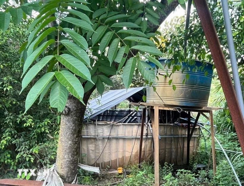 Hồ chứa nước cho vịt uống, nơi phát hiện 2 nạn nhân. (Ảnh: TTXVN phát) Hồ chứa nước cho vịt uống, nơi phát hiện 2 nạn nhân. (Ảnh: TTXVN phát)