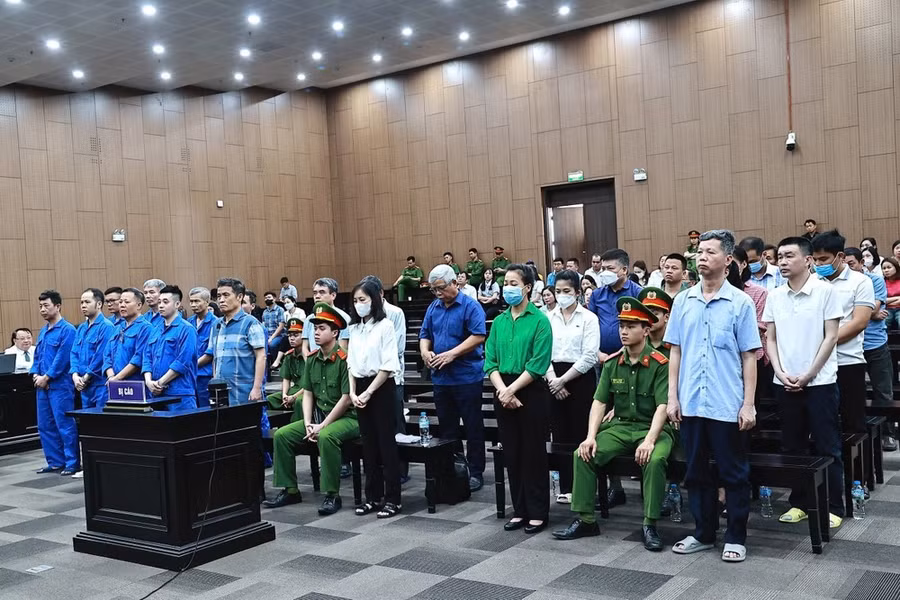 Các bị cáo tại phiên tòa