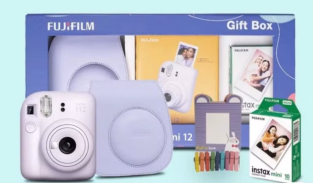 Instax Mini 12 nổi bật nhất trong bộ sản phẩm