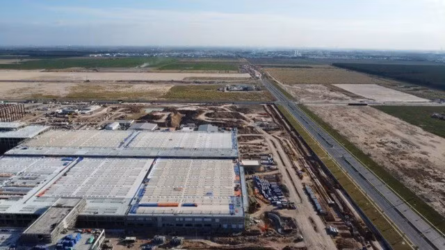 Ủy ban Thường vụ Quốc hội yêu cầu Chính phủ khẩn trương ban hành Nghị định quy định việc giảm tiền thuê đất năm 2024 (ảnh minh họa)