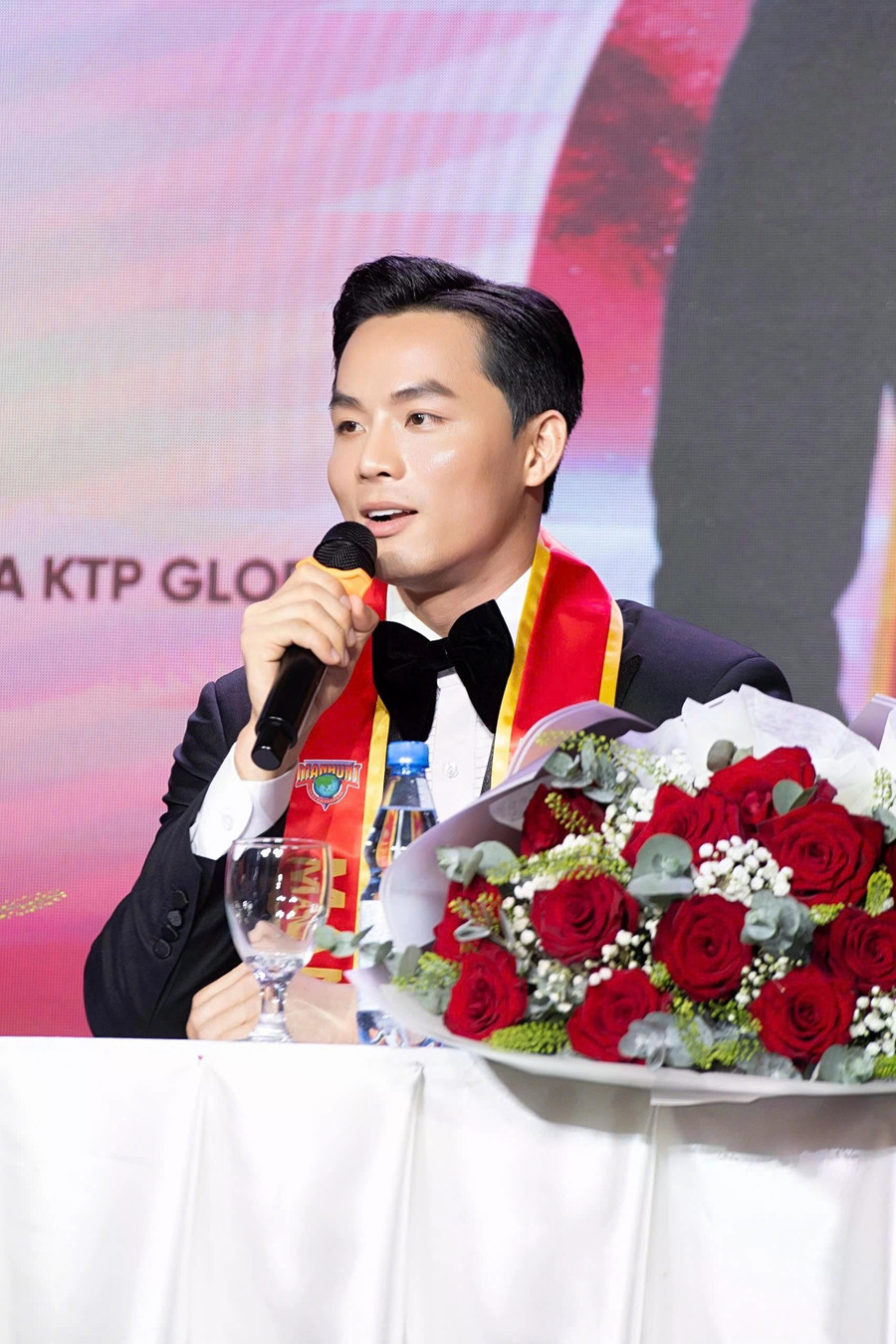 Người mẫu Vũ Linh tại sự kiện công bố dự thi Manhunt International