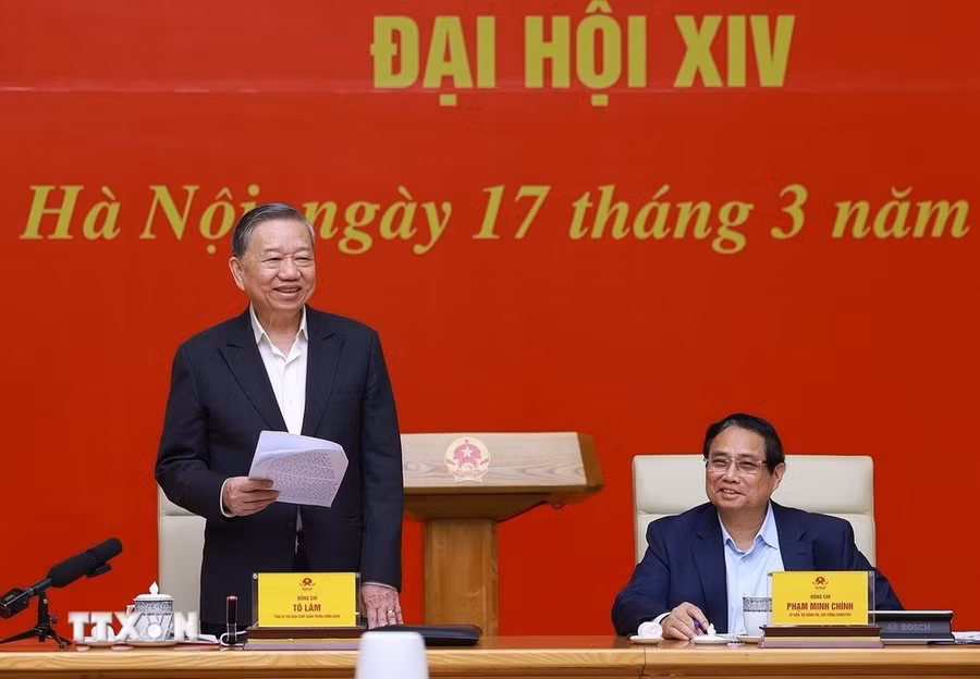 Tổng Bí thư Tô Lâm làm việc với Tiểu ban Kinh tế - Xã hội Đại hội XIV. Ảnh: TTXVN.