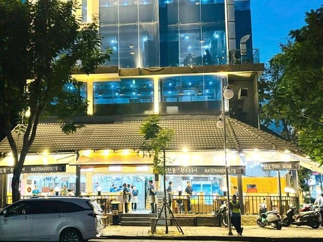 Một nhà hàng thịt nướng Hàn Quốc có tiếng ở Phú Mỹ Hưng Một nhà hàng thịt nướng Hàn Quốc có tiếng ở Phú Mỹ Hưng