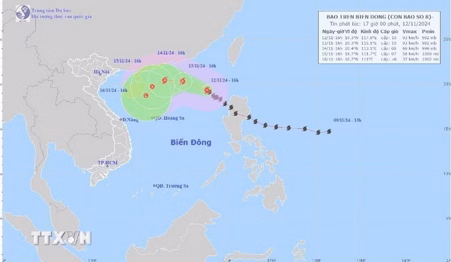 Đường đi của bão số 08, lúc 16h ngày 12/11/2024. (Ảnh: TTXVN phát)