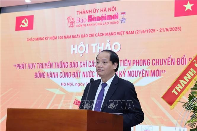 Đồng chí Nguyễn Doãn Toản, Trưởng ban Tuyên giáo và Dân vận Thành ủy Hà Nội phát biểu tại hội thảo. Ảnh: Quốc Lũy/TTXVN Đồng chí Nguyễn Doãn Toản, Trưởng ban Tuyên giáo và Dân vận Thành ủy Hà Nội phát biểu tại hội thảo. Ảnh: Quốc Lũy/TTXVN