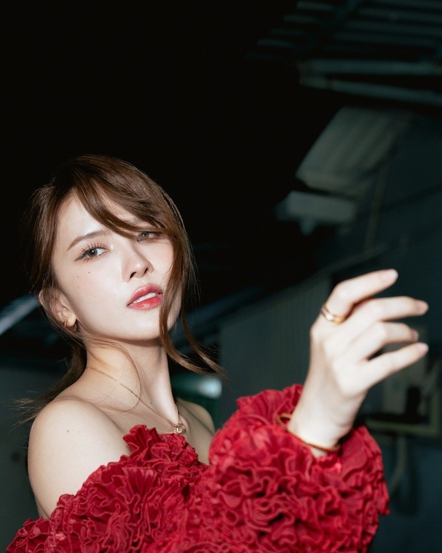 Chị đẹp Thiều Bảo Trâm nhận cơn mưa lời khen Chị đẹp Thiều Bảo Trâm nhận cơn mưa lời khen