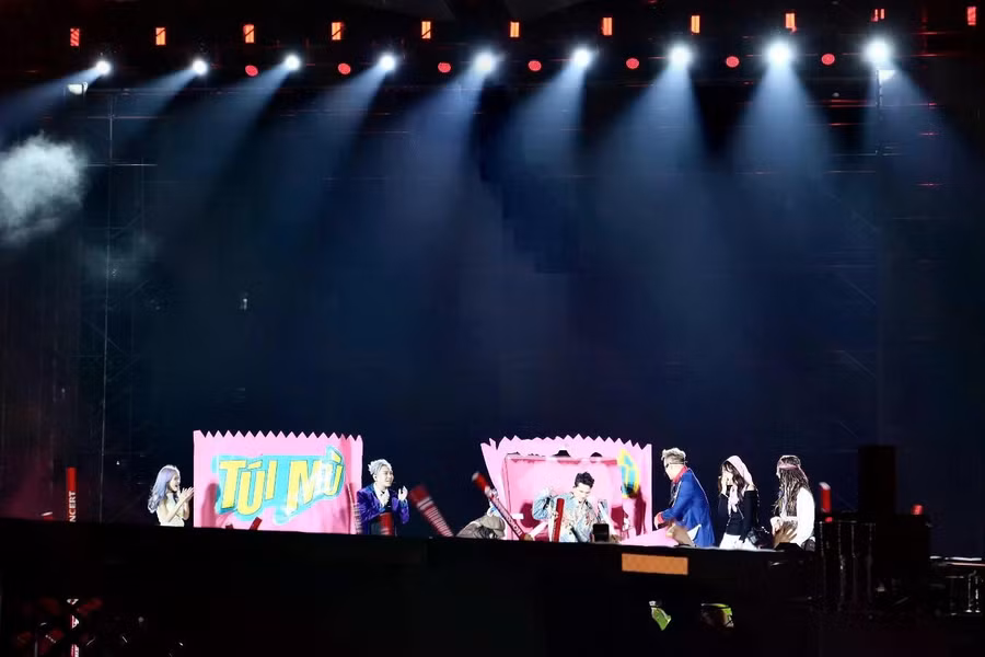 Những 'anh tài' bước ra từ chiếc túi mù khổng lồ