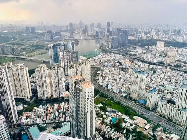 Chính quyền địa phương ở các đơn vị hành chính cấp xã, huyện, tỉnh là cấp chính quyền địa phương gồm có HĐND và UBND