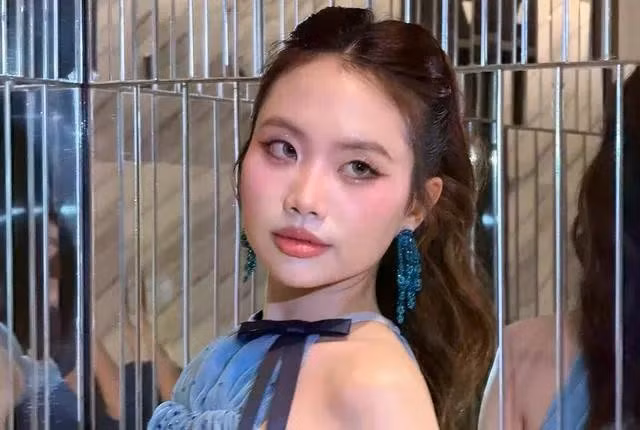 Phương Mỹ Chi cho thấy màn "lột xác" khi ngày càng trưởng thành, xinh đẹp ở tuổi 23