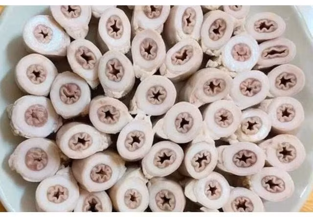 Hình ảnh lòng se điếu trên mạng xã hội