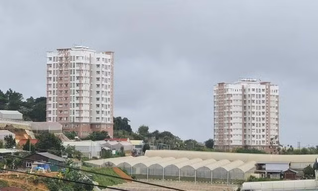 2 khối nhà Ký túc xá sinh viên ở đường Nguyễn Hoàng, P.7 (Đà Lạt) sẽ được kiểm tra để phục vụ đề án sắp xếp đơn vị hành chính cấp tỉnh.