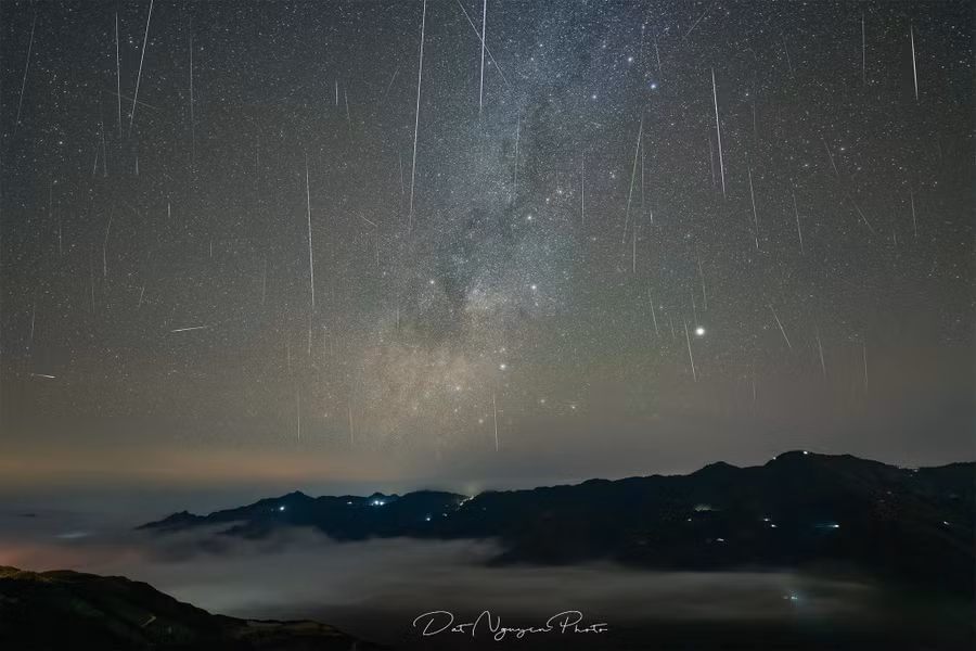 Săn mưa sao băng tháng 4