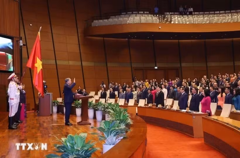 ky-hop-thu-nhat-quoc-hoi-khoa-xvi.jpg