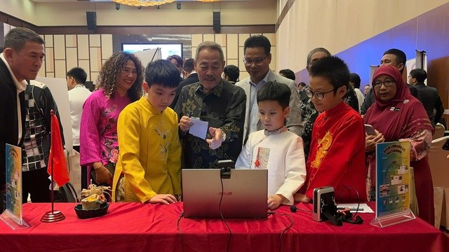 Học sinh Việt Nam thi đấu tại cuộc thi Học sinh Việt Nam thi đấu tại cuộc thi