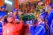 Hiến lễ lên án tiền thực hiện nghi lễ tế thần Nam Hải. Ảnh: Ngọc Nhuận