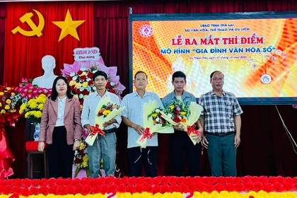 Ra mắt mô hình “Gia đình văn hóa số” tại phường An Nhơn Bắc