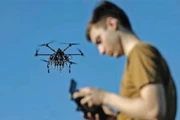 Anh hỗ trợ 100 ngàn máy bay không người lái cho Ukraine