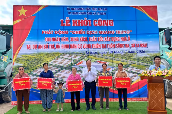 Xã Ia Dreh và Ia Rsai phát động “Chiến dịch Quang Trung” xây dựng nhà ở cho người dân vùng thiên tai