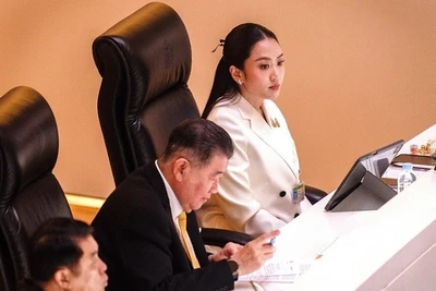 Tỉ lệ ủng hộ Thủ tướng Thái Lan chỉ còn 9,2%