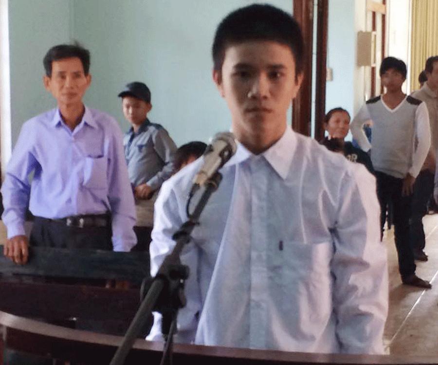 Bị cáo Nguyễn Quốc Thể tại phiên tòa. Ảnh: Văn Tố