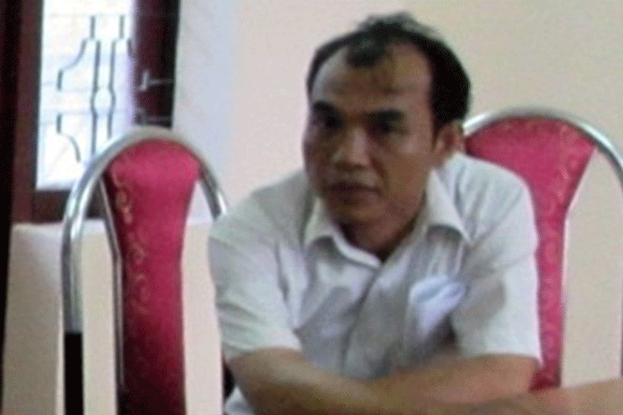 Ông Lê Sỹ Thuần-Thư ký Tòa án Nhân dân huyện Triệu Sơn, người bị tố cáo nhận hối lộ. Ảnh: Xuân Trường Ông Lê Sỹ Thuần-Thư ký Tòa án Nhân dân huyện Triệu Sơn, người bị tố cáo nhận hối lộ. Ảnh: Xuân Trường