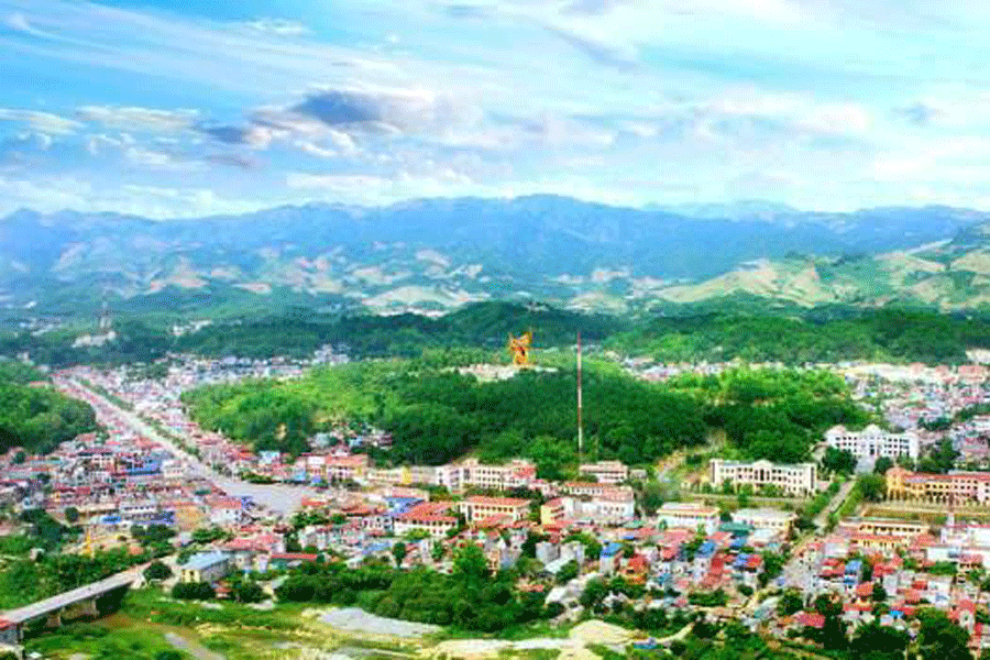 Thành phố Điện Biên hôm nay, 60 năm trước là “túi bom” của thực dân Pháp.