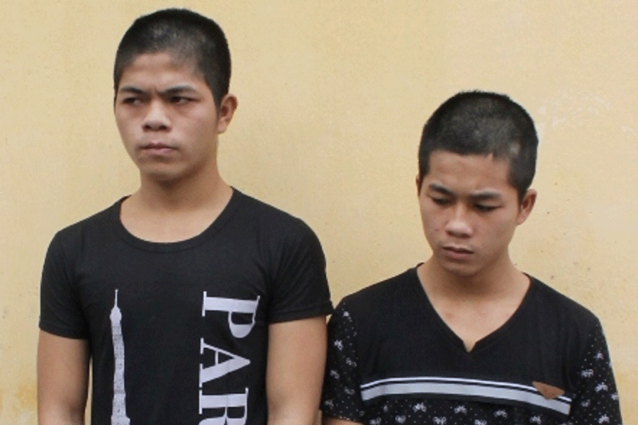 Hai đối tượng Hồ Văn Sửu (bên phải) và Nguyễn Văn Quốc. Ảnh: Quang Sang Hai đối tượng Hồ Văn Sửu (bên phải) và Nguyễn Văn Quốc. Ảnh: Quang Sang