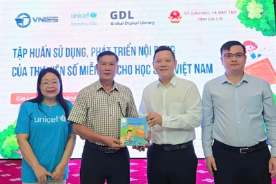 Gia Lai: Tập huấn “Sử dụng, phát triển nội dung của thư viện số miễn phí cho học sinh Việt Nam”