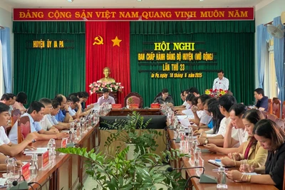 Ia Pa kết nạp 18 đảng viên mới trong 6 tháng đầu năm