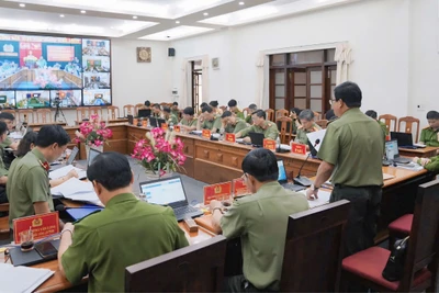 Phát động thi đua “Công an tỉnh Gia Lai tiên phong, đi đầu trong đổi mới, sáng tạo chuyển đổi số”