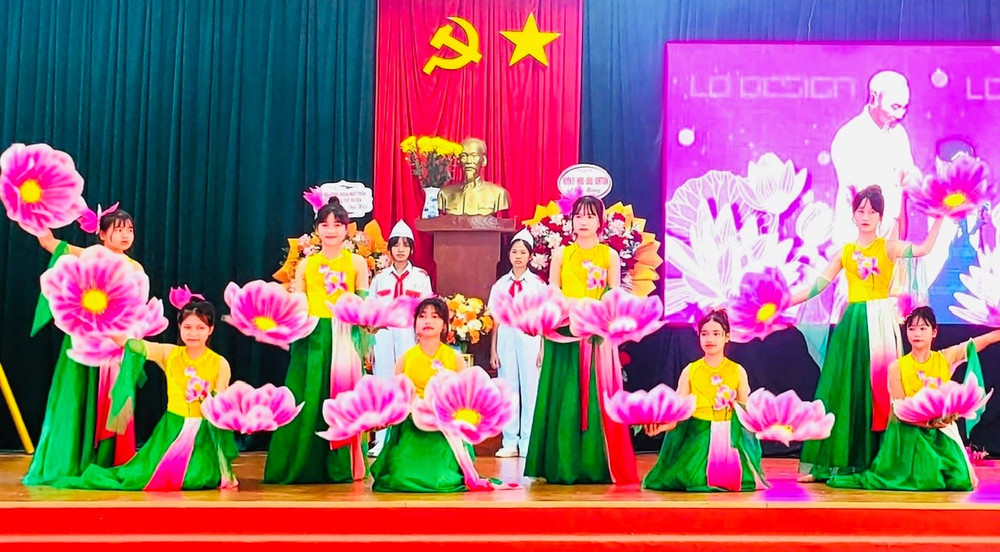 Quang cảnh Đại hội Cháu ngoan Bác Hồ. Ảnh: Trương Hoài z6402489736065-b1d8f6b71cd27c26e6ae8ab8186a10e6.jpg