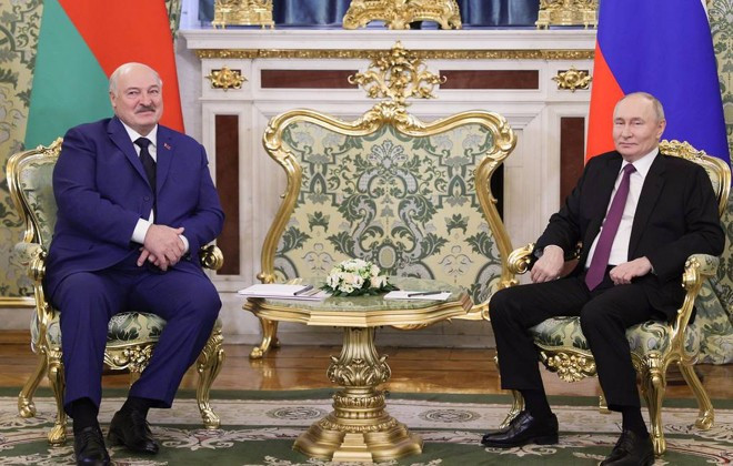 Tổng thống Belarus và Tổng thống Nga. Ảnh: TASS tong-thong-belarus-va-tong-thong-nga-anh-tass.jpg