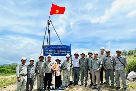 Khám phá tài nguyên, mở lối phát triển bền vững