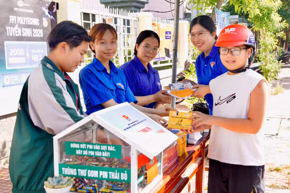 Đoàn UBND tỉnh Gia Lai triển khai mô hình thu gom pin thải