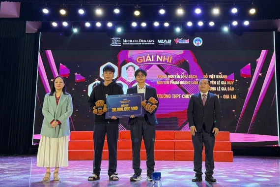 Học sinh THPT chuyên Lê Quý Đôn (Gia Lai) đoạt giải nhì Cuộc thi Trí tuệ nhân tạo Việt Nam 2025