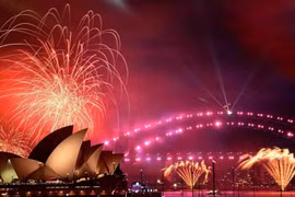 Thế giới chính thức bước sang năm 2025