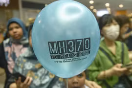 Malaysia bất ngờ thông báo dừng tìm kiếm máy bay mất tích MH370