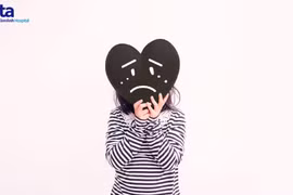 Gia tăng trẻ em Việt dậy thì sớm