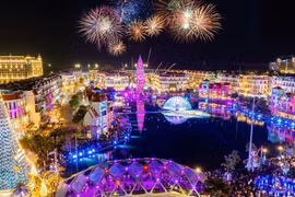 Cổ phiếu Vinpearl của tỉ phú Phạm Nhật Vượng tiếp tục tăng kịch trần