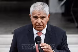 Mỹ trục xuất 119 người di cư nhóm người Việt và nhiều nước châu Á tới Panama