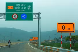 Từ ngày 2-3 sẽ bắt đầu thu phí 5 tuyến cao tốc Bắc-Nam