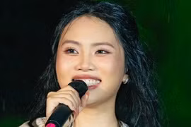 Phương Mỹ Chi, Phúc Du và dàn ca sĩ khuấy động Ngày thẻ Việt Nam - Sóng Festival 2024