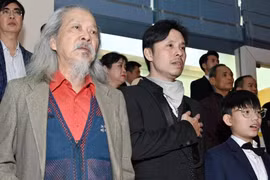 Gia đình nhạc sĩ Văn Cao xúc động khi hát Quốc ca lập kỷ lục Việt Nam