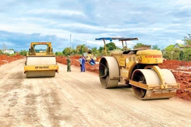Tháo gỡ các “điểm nghẽn” về giao thông