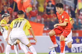 Xuân Trường tái ngộ HAGL: Sự lịch lãm đối đầu lối chơi 'thực dụng', chỉ cần thắng!