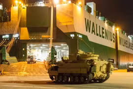 Ukraine sắp cạn viện trợ vũ khí Mỹ