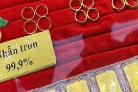 Giá bật tăng, chênh lệch vàng nhẫn và SJC nới rộng